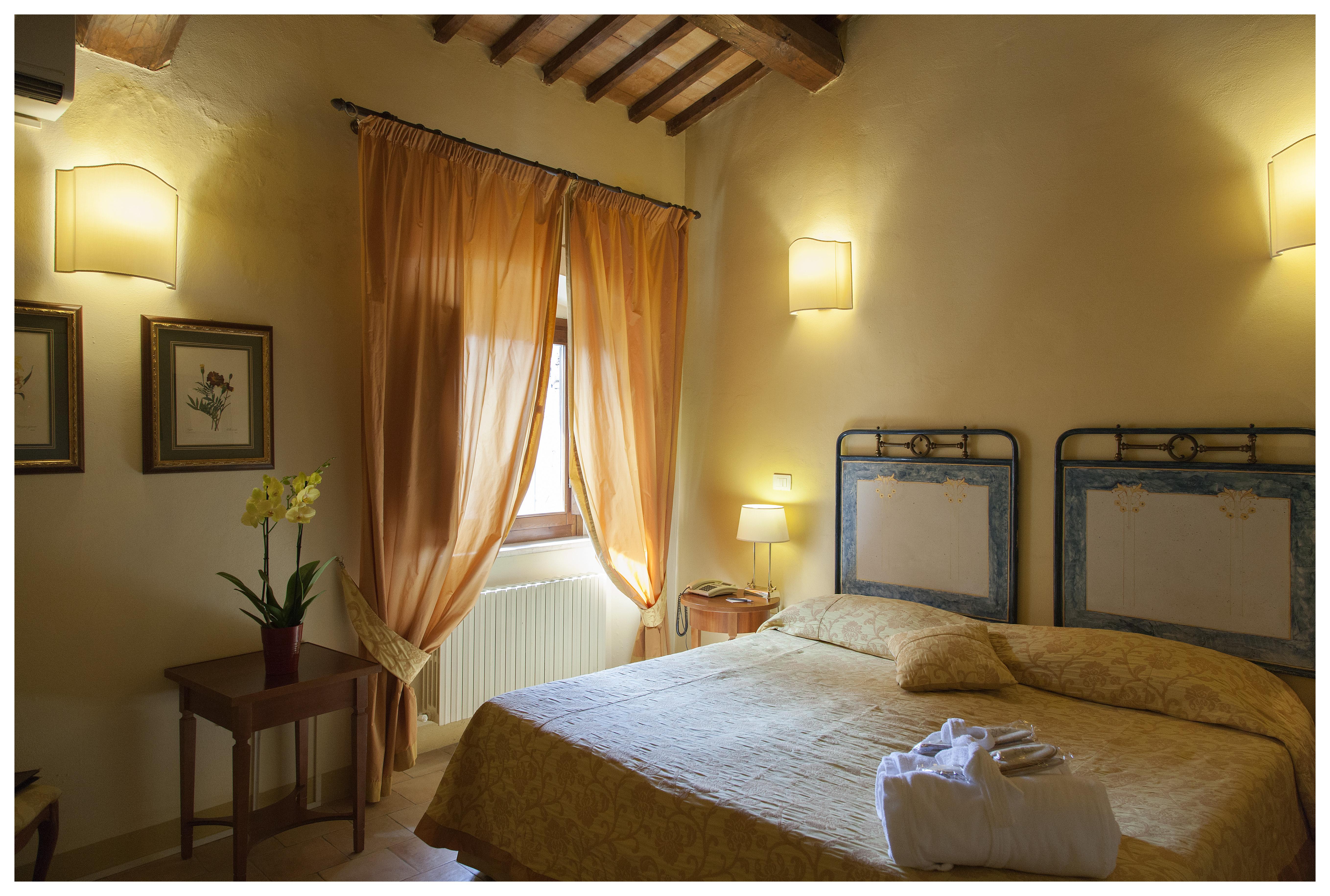 Hotel Palazzo Guiderocchi Ascoli Piceno Zewnętrze zdjęcie
