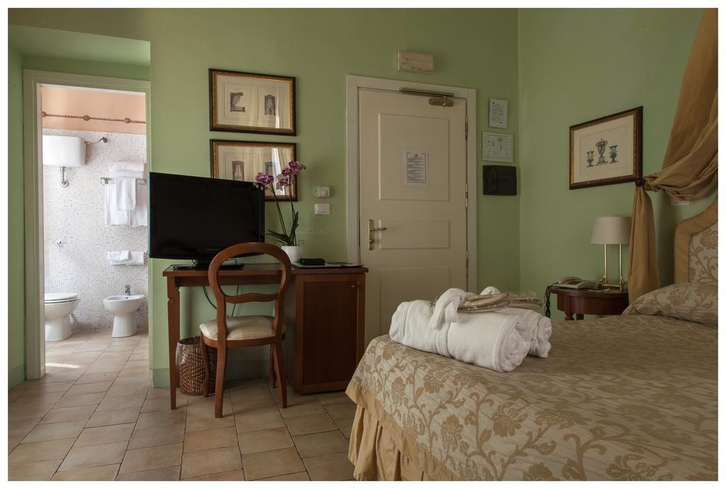 Hotel Palazzo Guiderocchi Ascoli Piceno Zewnętrze zdjęcie